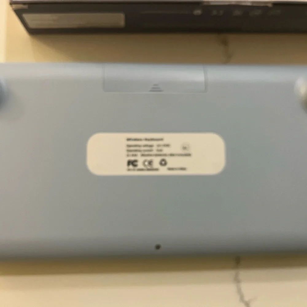 Metallic Wireless Keyboard New Comes